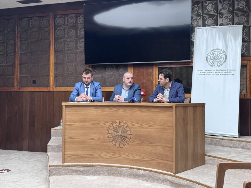 Me rastin e Ditës së Pavarësisë së Kosovës, Këshilli i Kosovës për Trashëgimi Kulturore organizoi tryezën me temë: “Trashëgimia kulturore, shtyllë e identitetit shtetëror: Reflektime në 18-vjetorin e Pavarësisë së Kosovës.”